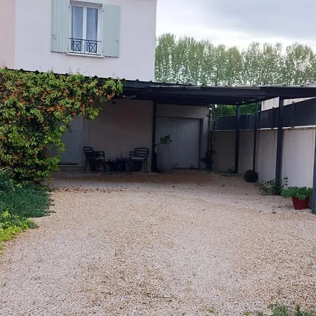 Maison Entiere Вилла Redessan